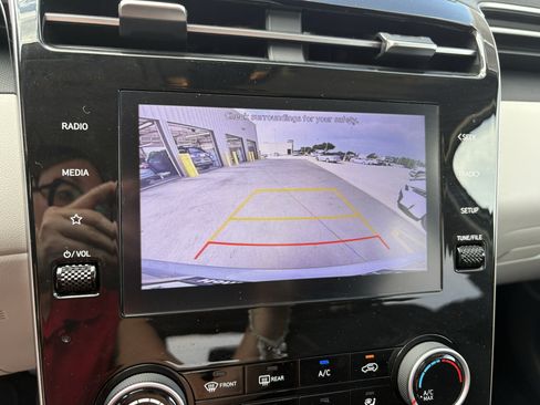 Used 2022 Hyundai Tucson SEL w/ Cargo Package FWD image 16