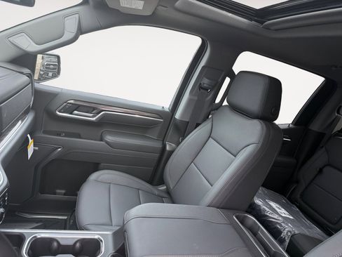 New 2026 Chevrolet Silverado 1500 LTZ w/ LTZ Premium Package image 15