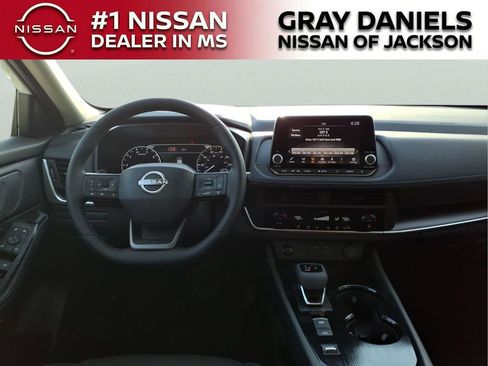 New 2026 Nissan Rogue SV image 10