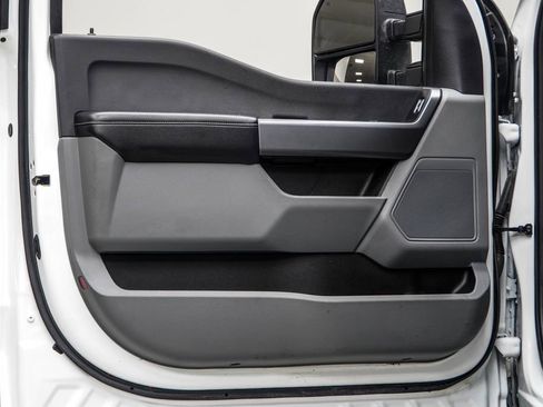 Used 2025 Ford F250 XLT image 30