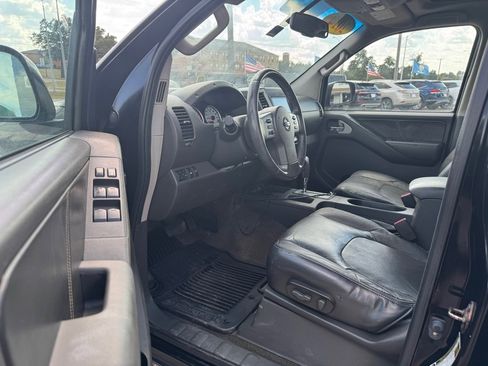 Used 2014 Nissan Frontier PRO-4X image 6