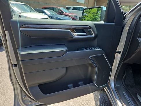 Used 2023 GMC Sierra 1500 SLE AWD/4WD image 14