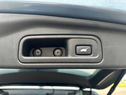 Used 2022 Honda Pilot Touring image 13