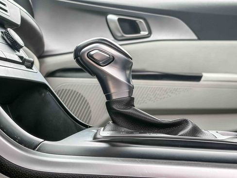 Used 2024 Kia Carnival LX image 51