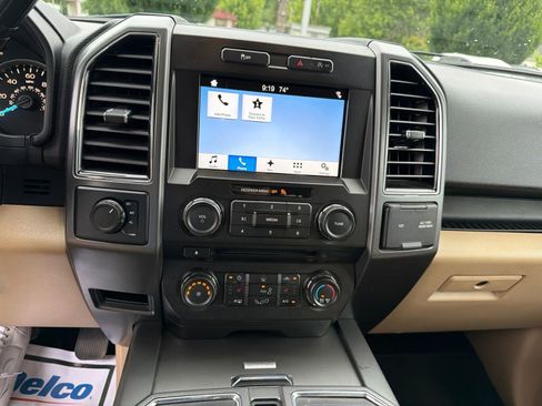 Used 2018 Ford F150 XLT w/ Equipment Group 302A Luxury AWD/4WD image 11