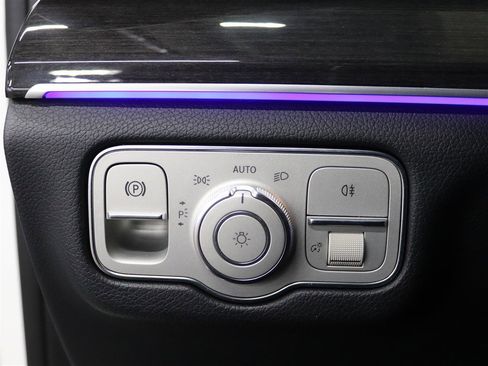 Used 2020 Mercedes-Benz GLS 450 4MATIC image 37