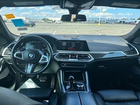 Used 2022 BMW X6 M50i w/ Premium Enhanced Package AWD/4WD image 19