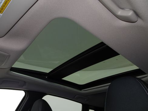 New 2026 Nissan Kicks SV w/ SV Premium Package image 22