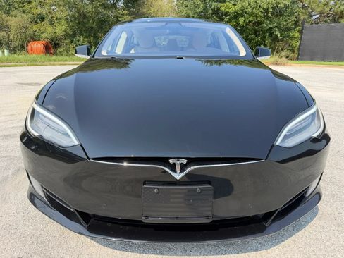 Used 2017 Tesla Model S 60D AWD/4WD image 8