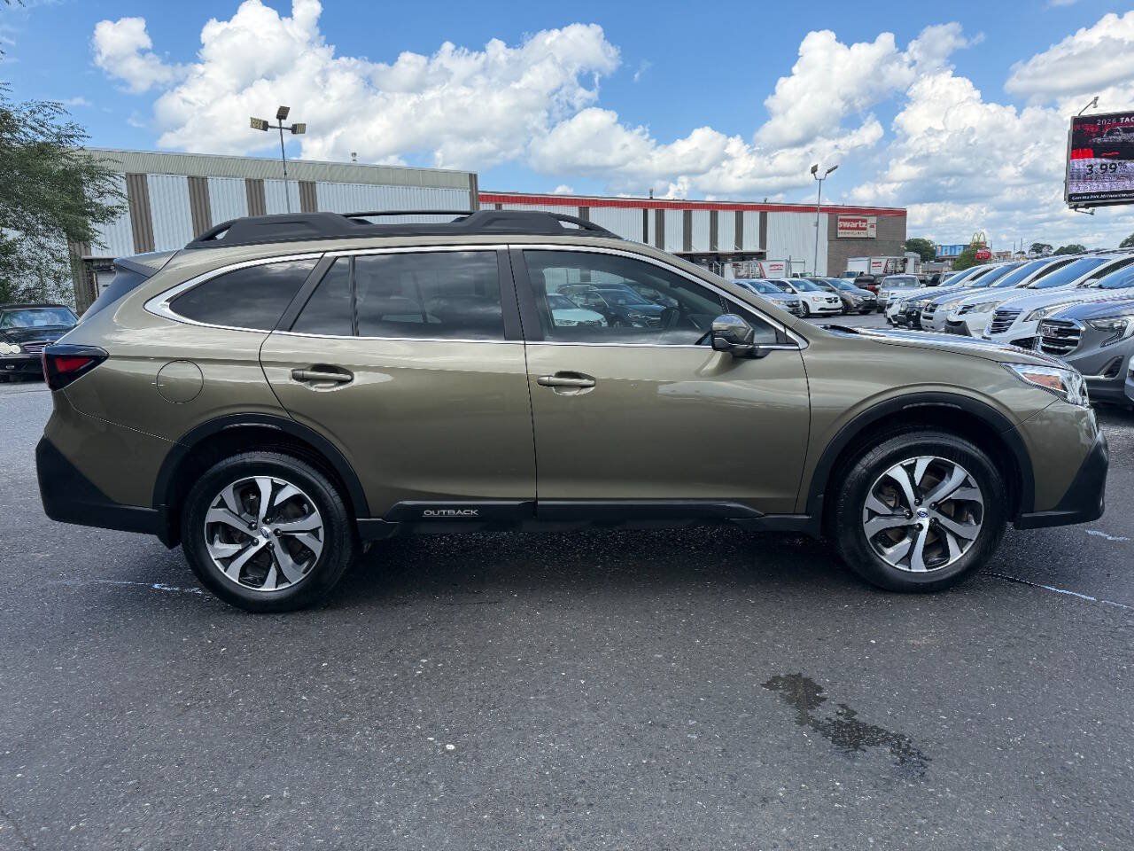 Used 2020 Subaru Outback Limited XT w/ Popular Package #2 AWD/4WD image 4