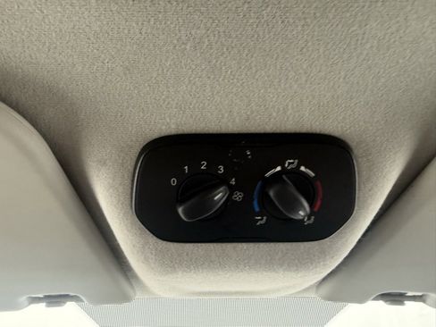 Used 2015 Ford Transit 150 XL image 34