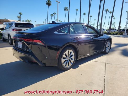 Certified 2023 Toyota Mirai XLE image 4