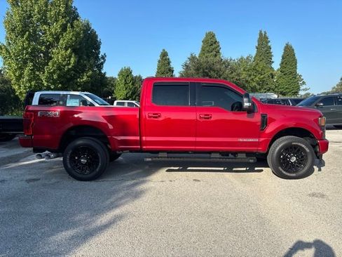 Used 2022 Ford F250 Lariat w/ Black Appearance Package AWD/4WD image 4