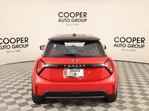 New 2025 MINI Cooper 2-Door Hardtop image 21