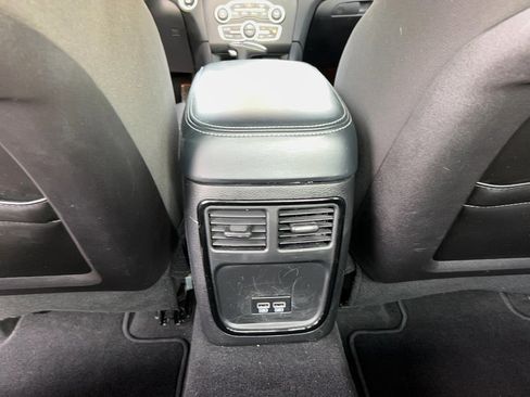 Used 2023 Dodge Charger R/T w/ Blacktop Package image 28