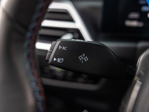 Used 2025 BMW M3 Competition AWD/4WD image 37