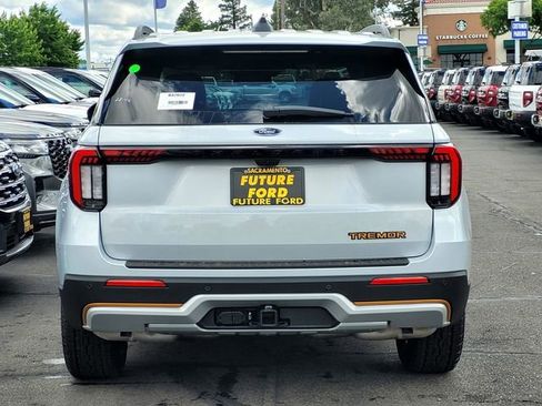 New 2026 Ford Explorer Tremor image 5