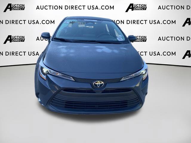 Used 2026 Toyota Corolla LE FWD image 2