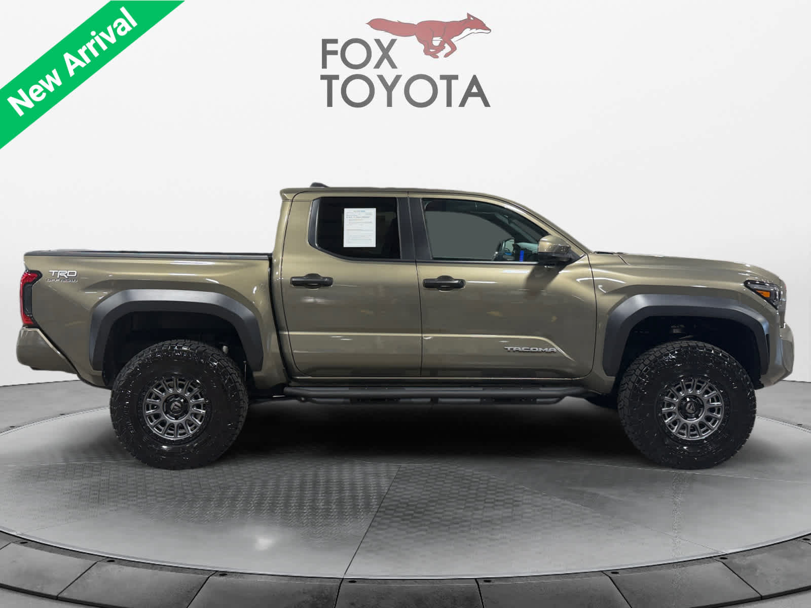 Used 2024 Toyota Tacoma TRD Off-Road AWD/4WD image 7