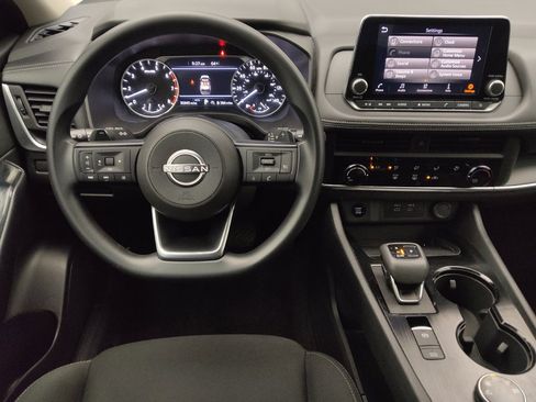 Used 2024 Nissan Rogue S AWD/4WD image 22