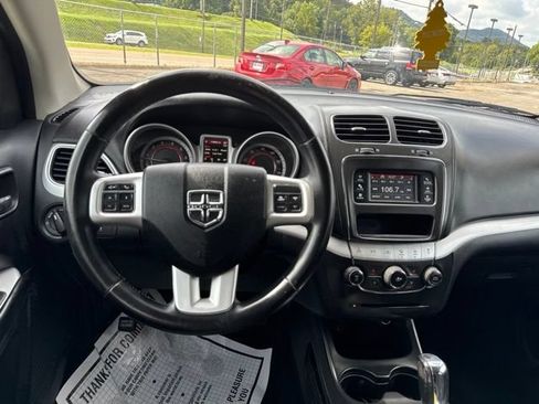 Used 2018 Dodge Journey SE w/ Popular Equipment Group FWD image 14