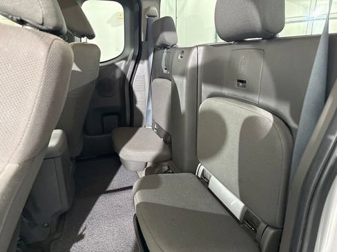 Used 2017 Nissan Frontier S RWD image 12