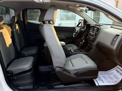 Used 2017 Chevrolet Colorado W/T w/ WT Convenience Package AWD/4WD image 12