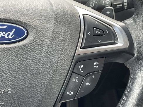 Used 2019 Ford Edge SEL w/ Equipment Group 201A AWD/4WD image 30