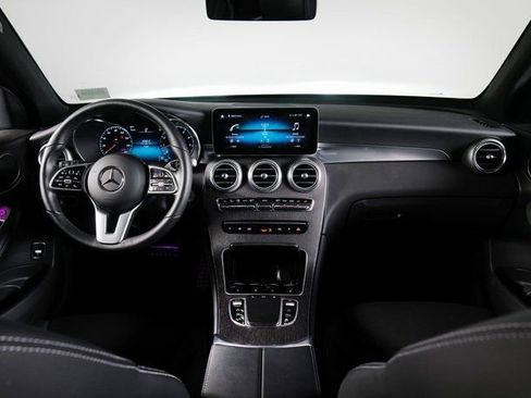 Used 2022 Mercedes-Benz GLC 300 GLC 300 image 4