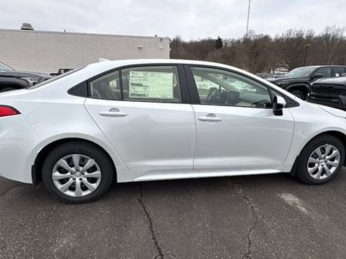 New 2026 Toyota Corolla LE image 7