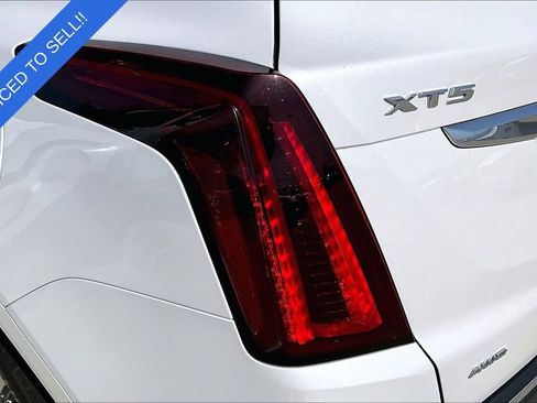 Used 2024 Cadillac XT5 Premium Luxury w/ LPO, Floor Liner Package AWD/4WD image 40