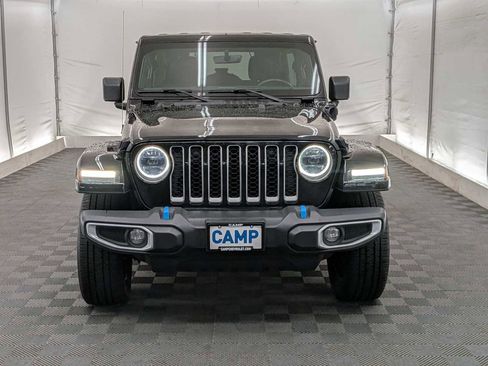 Used 2023 Jeep Wrangler Sahara w/ Cold Weather Group image 9