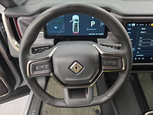 Used 2022 Rivian R1T Adventure AWD/4WD image 24
