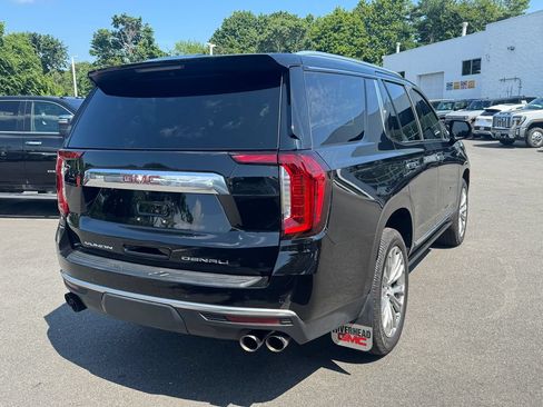 Used 2022 GMC Yukon Denali AWD/4WD image 4