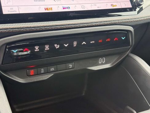 New 2026 Jeep Cherokee Limited AWD/4WD image 5