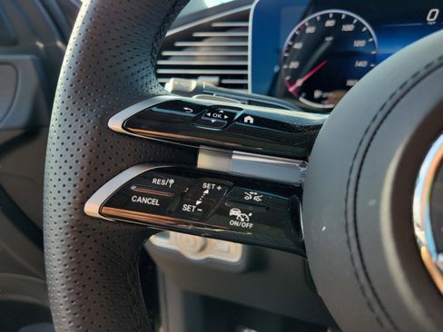Certified 2026 Mercedes-Benz GLS 450 4MATIC image 22
