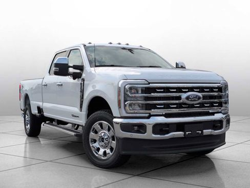 New 2026 Ford F350 Lariat w/ Lariat Premium Package AWD/4WD image 2