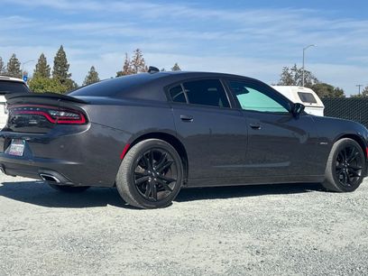 Used 2018 Dodge Charger R/T w/ Blacktop Package