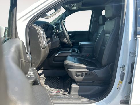 Used 2023 GMC Sierra 3500 Denali w/ Denali Ultimate Package image 23