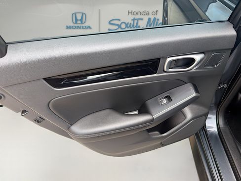 Certified 2024 Honda Civic Sport Touring image 25