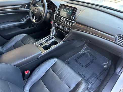 Used 2018 Honda Accord EX-L image 17