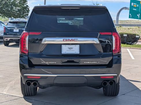 Used 2023 GMC Yukon XL Denali AWD/4WD image 5