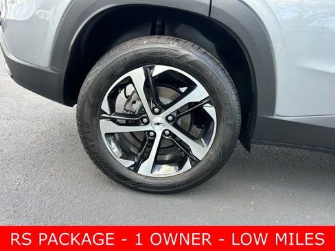 Used 2024 Chevrolet Trax RS w/ Driver Confidence Package image 7