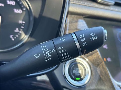 Used 2020 Cadillac XT6 Premium Luxury image 41