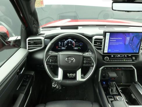 Used 2025 Toyota Sequoia Platinum w/ TRD Off-Road Package AWD/4WD image 22