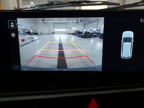 Used 2025 Kia Sorento EX w/ EX Panoramic Sunroof Package image 23