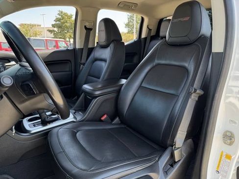 Used 2019 Chevrolet Colorado ZR2 w/ ZR2 Dusk Special Edition AWD/4WD image 27