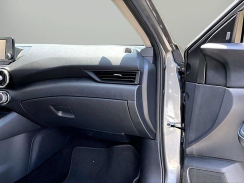 Used 2024 Nissan Sentra S FWD image 18