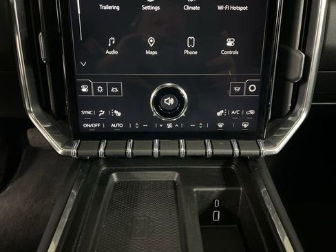 Certified 2025 GMC Acadia Elevation image 17