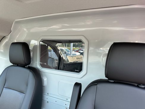 Used 2025 Ford Transit 150 Low Roof RWD image 23